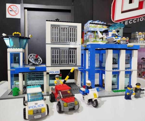 60047 Lego City Police Station (Sin manuales) - Imagen 2