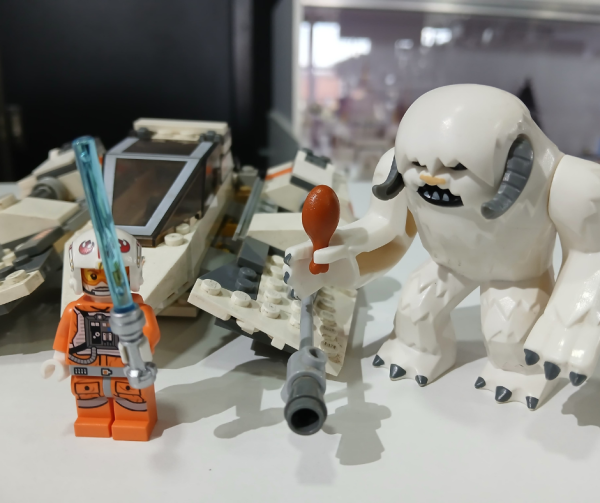 8089 Lego Hoth Wampa Cave - Imagen 2