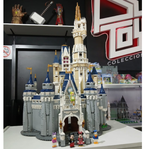 71040 Lego The Disney Castle