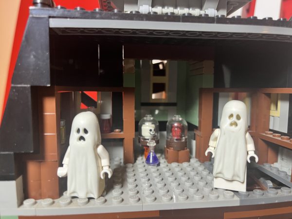 LEGO Monster Fighters 10228 Haunted House - Imagen 15