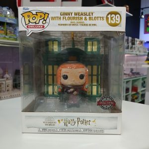 fun579308	Ginny Weasley With Flourish y Blotts