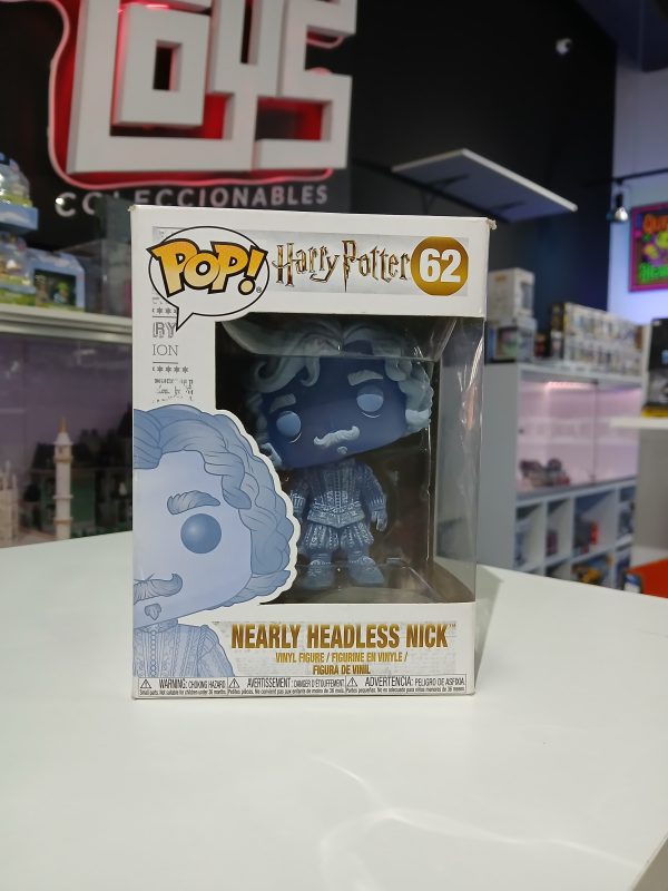 fun300346	Pop HP: S5- Nearly Headless Nick (blue translucent