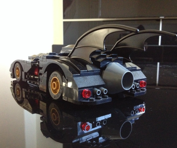 ART001	Artifex Lego Batmobile - Imagen 2