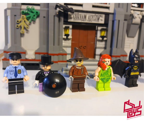 10937 Arkham Asylum Breakout - Imagen 11