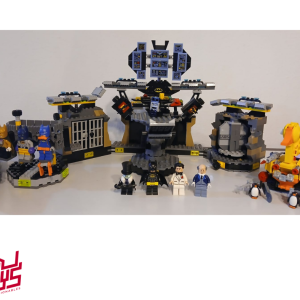 70909 LEGO Batman Movie Batcave Break In