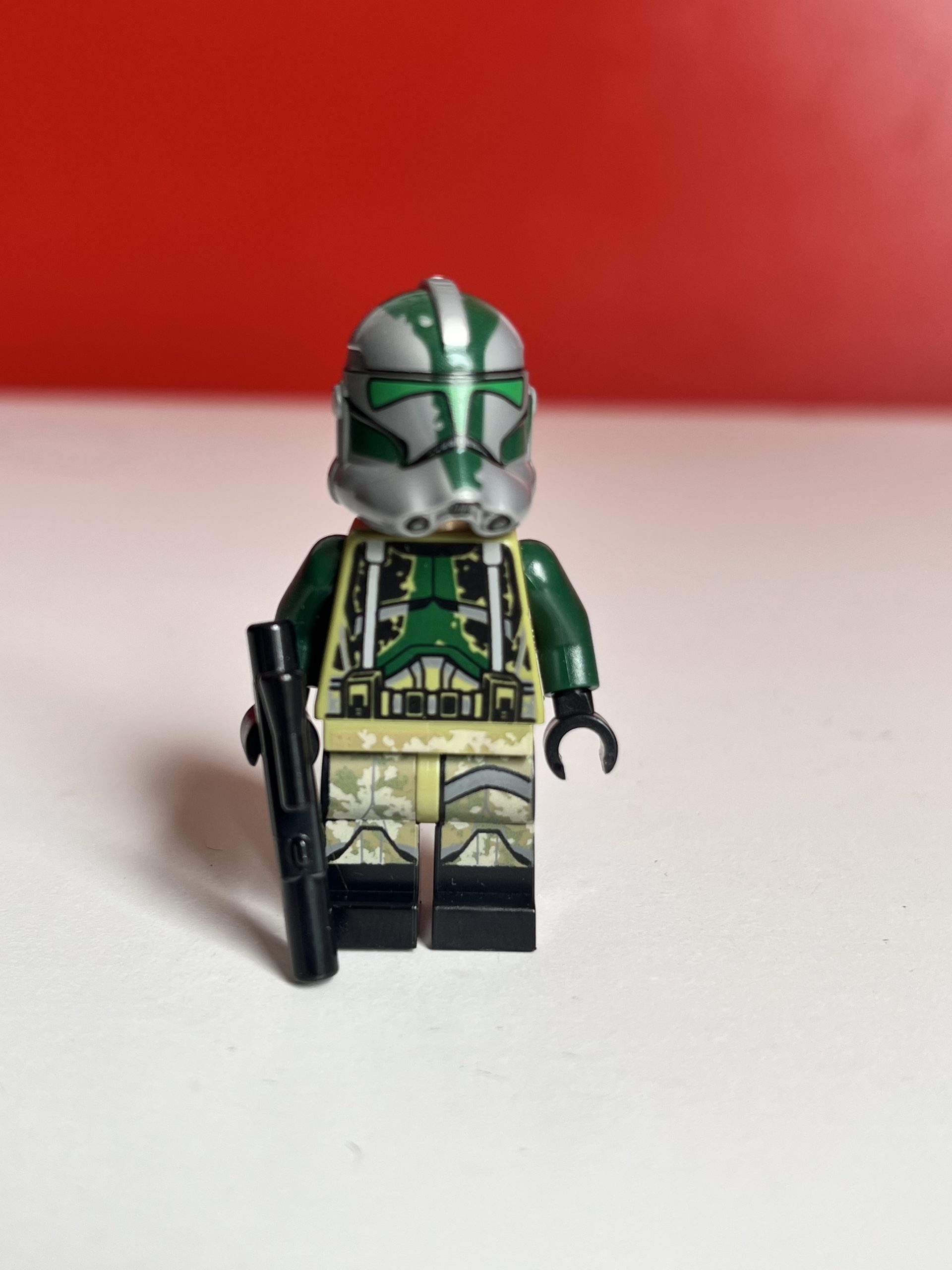 Star wars Clone Trooper Commander Gree, 41st Elite Corps (Phase 2) - Kashyyyk Camouflage, Scowl 75151