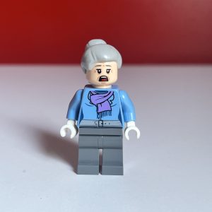 LEGO MARVEL Aunt May	76057