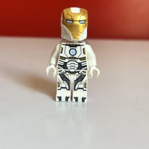 Lego MARVEL Space Iron Man	76049