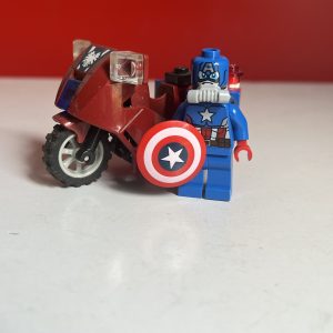 Lego MARVEL Space Captain America 76049